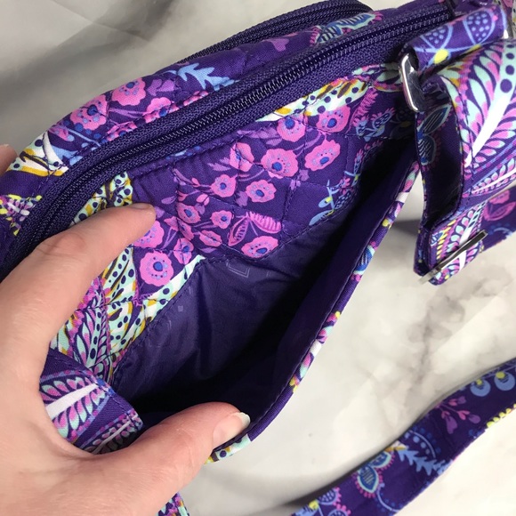 ✂️ Vera Bradley Little Hipster in Batik Leaves - Picture 5 of 7